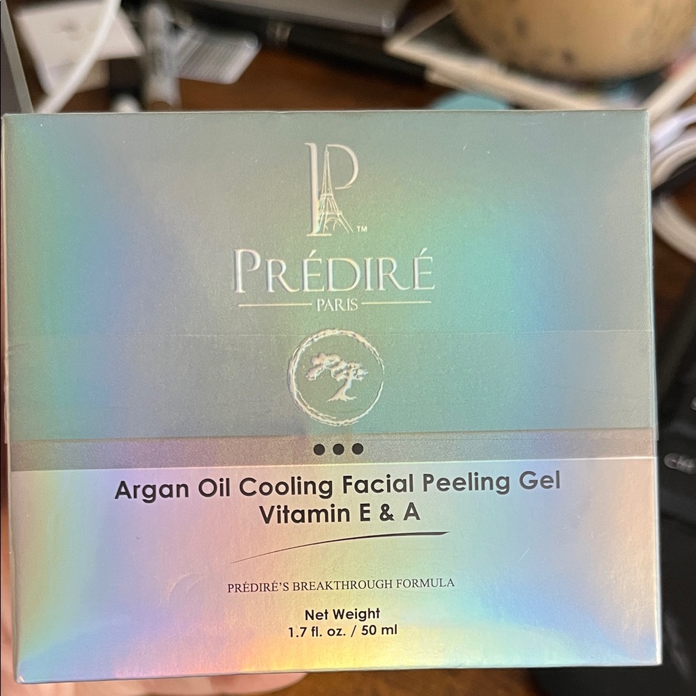 NIB PreDire Paris Argan Oil Cooling Facial Peeling Gel - Silver